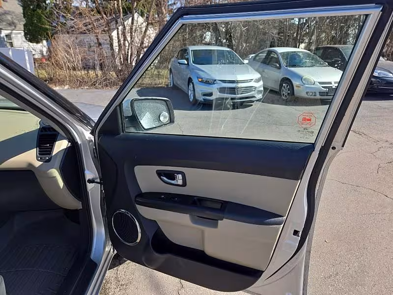 2013 Kia Soul - KNDJT2A68D7588317 - Image #15