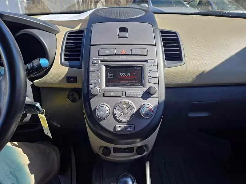 2013 Kia Soul - KNDJT2A68D7588317 - Image #19