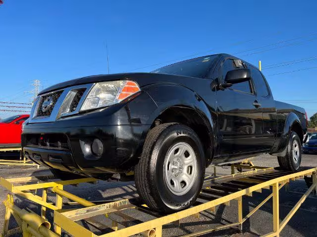 2013 Nissan Frontier - 1N6BD0CT6DN735669 - Image #2