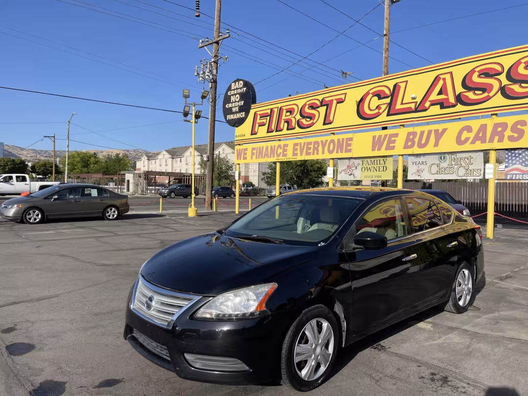 2013 Nissan Sentra - 3N1AB7AP2DL656067 - Image #1