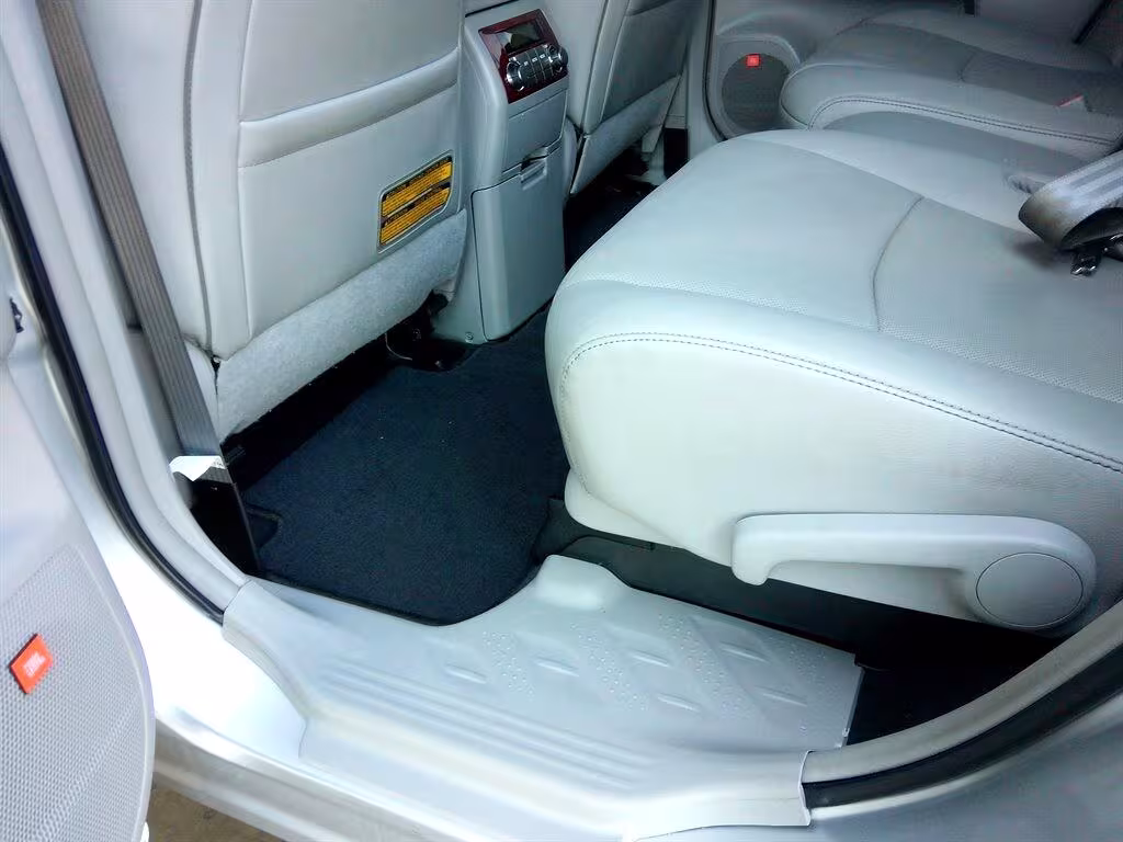 2013 Toyota Highlander - 5TDYK3EH5DS136270 - Image #23