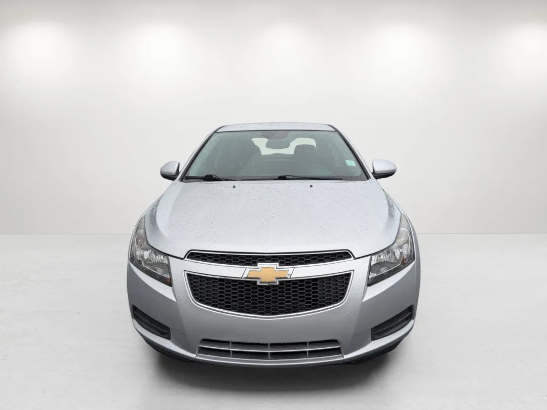 2014 Chevrolet Cruze - 1G1PE5SB7E7392932 - Image #3