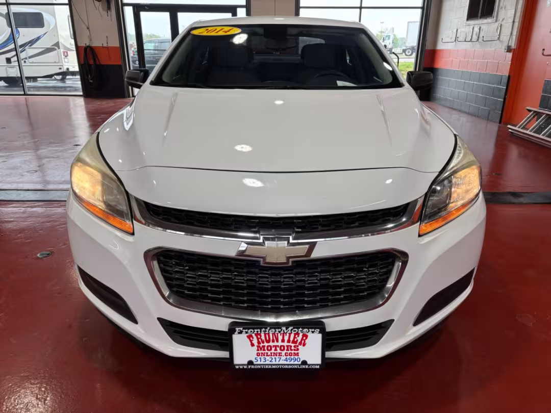 2014 Chevrolet Malibu - 1G11A5SL7EF195792 - Image #3