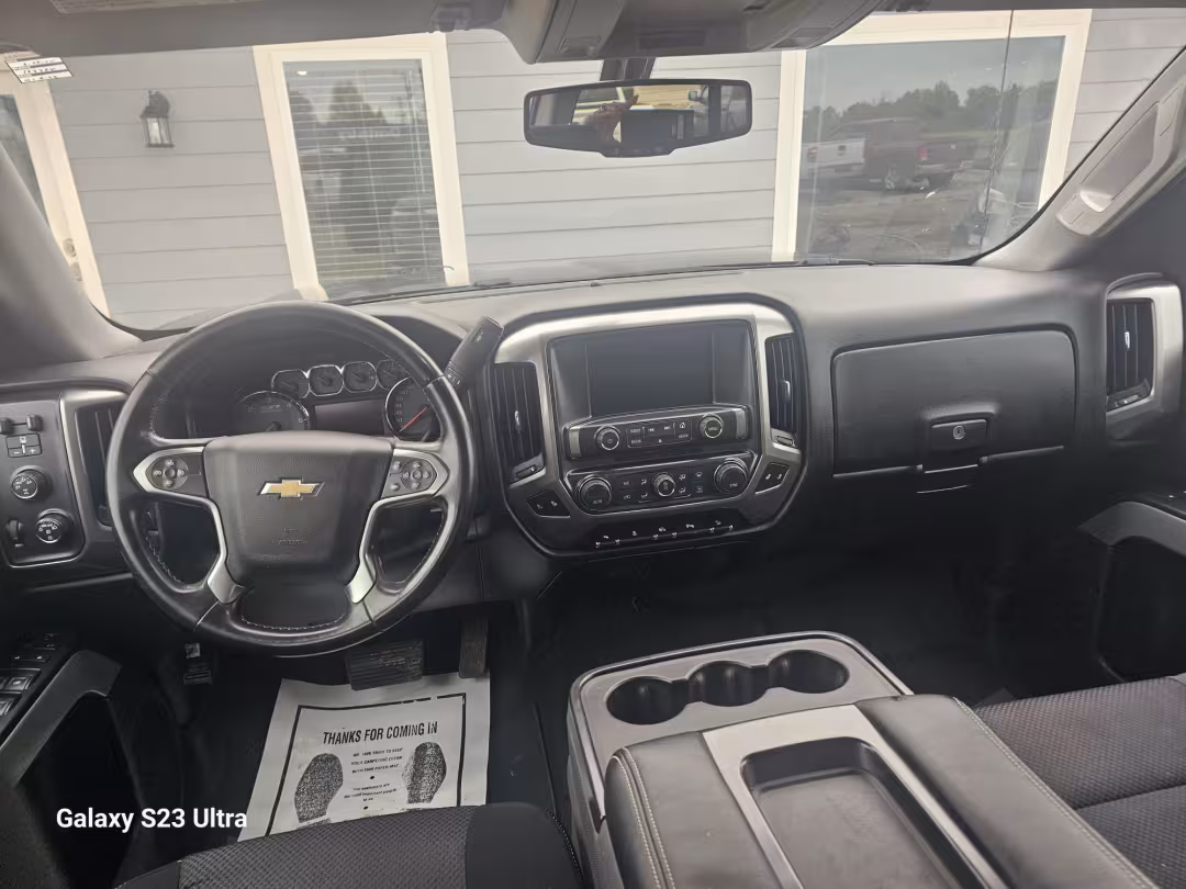 2014 Chevrolet Silverado 1500 - 3GCUKREC6EG132606 - Image #4