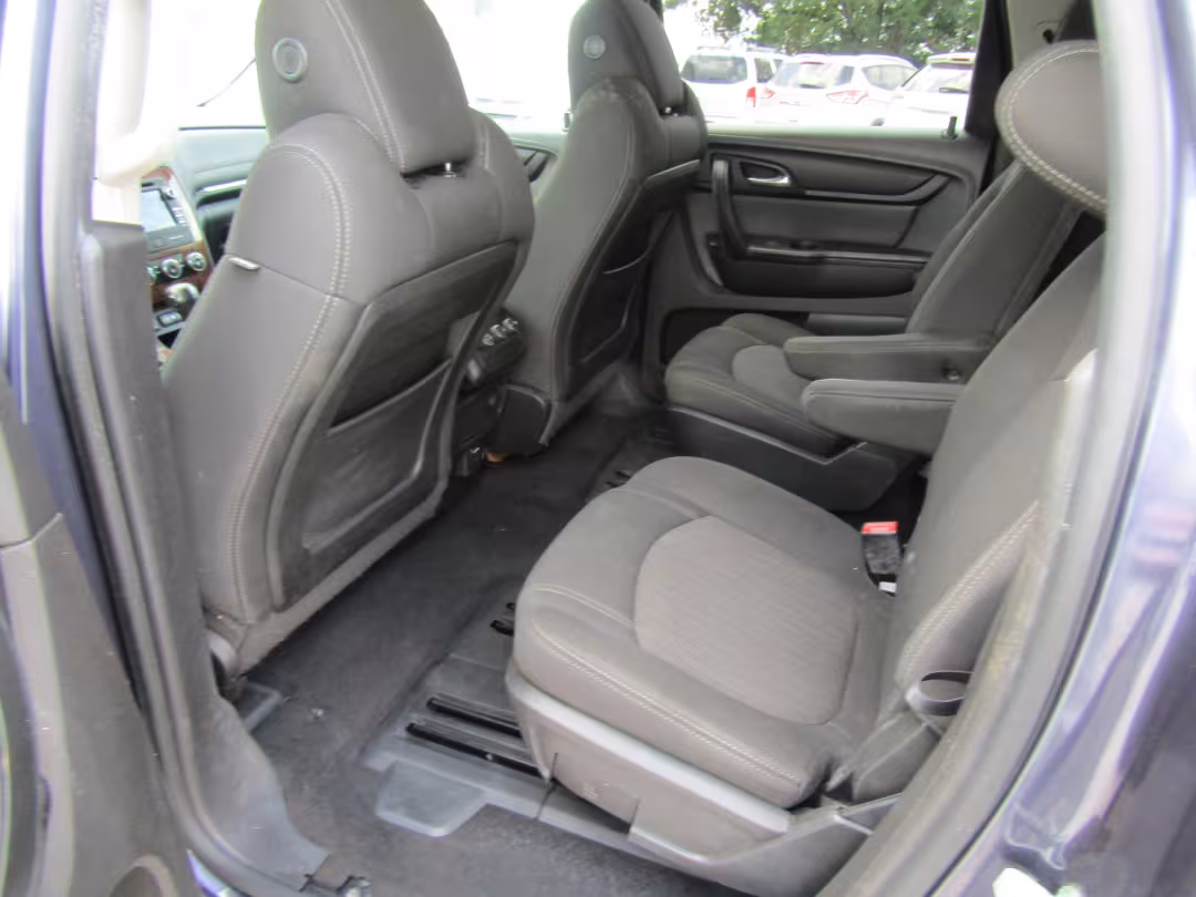 2014 Chevrolet Traverse - 1GNKRGKD4EJ158566 - Image #4