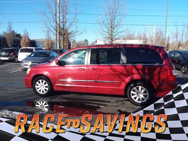 2014 Chrysler Town and Country - 2C4RC1BGXER215462 - Image #1