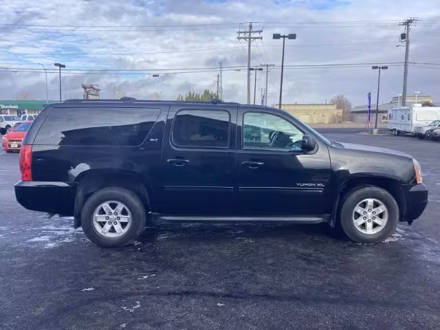 2014 GMC Yukon XL - 1GKS2KE75ER187733 - Image #7