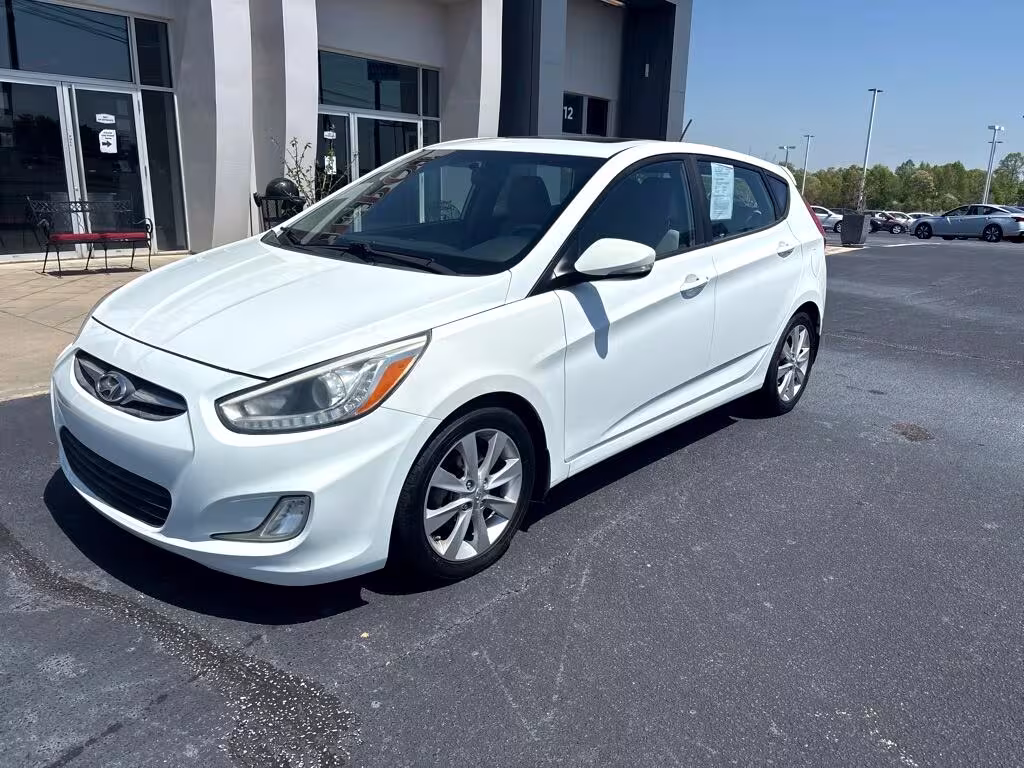 2014 Hyundai Accent - KMHCU5AE3EU168736 - Image #1
