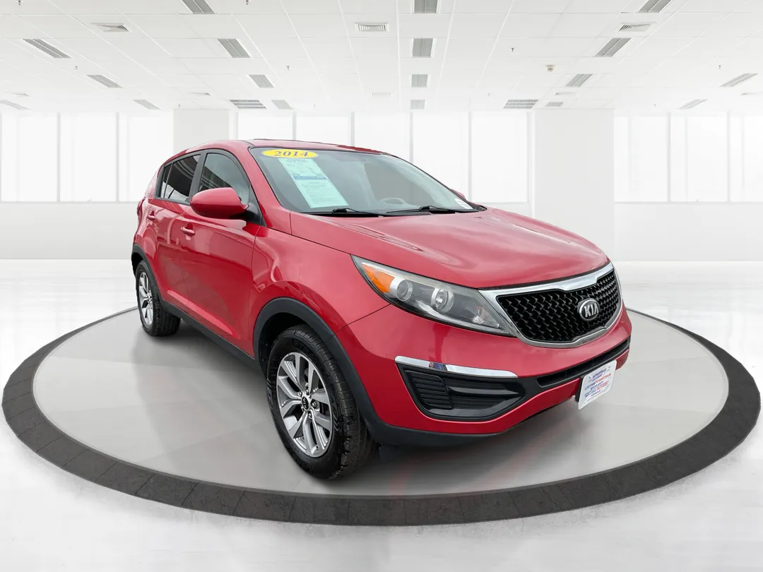 2014 Kia Sportage - KNDPB3AC1E7560823 - Image #1