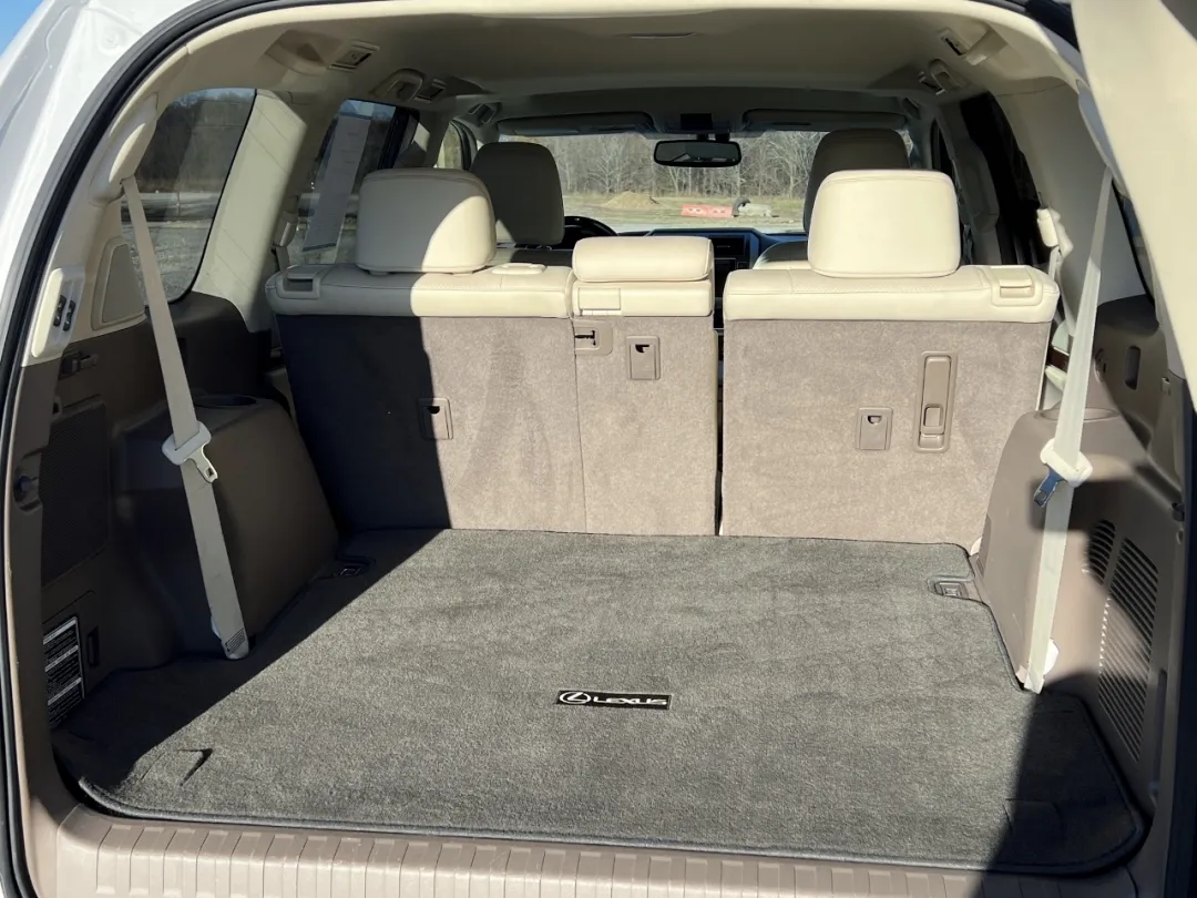 2014 Lexus GX - JTJJM7FX7E5072519 - Image #25