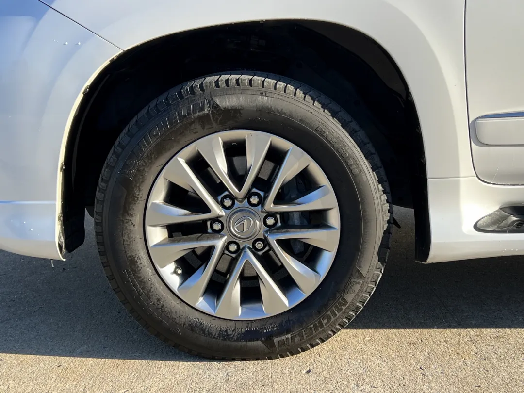 2014 Lexus GX - JTJJM7FX7E5072519 - Image #44