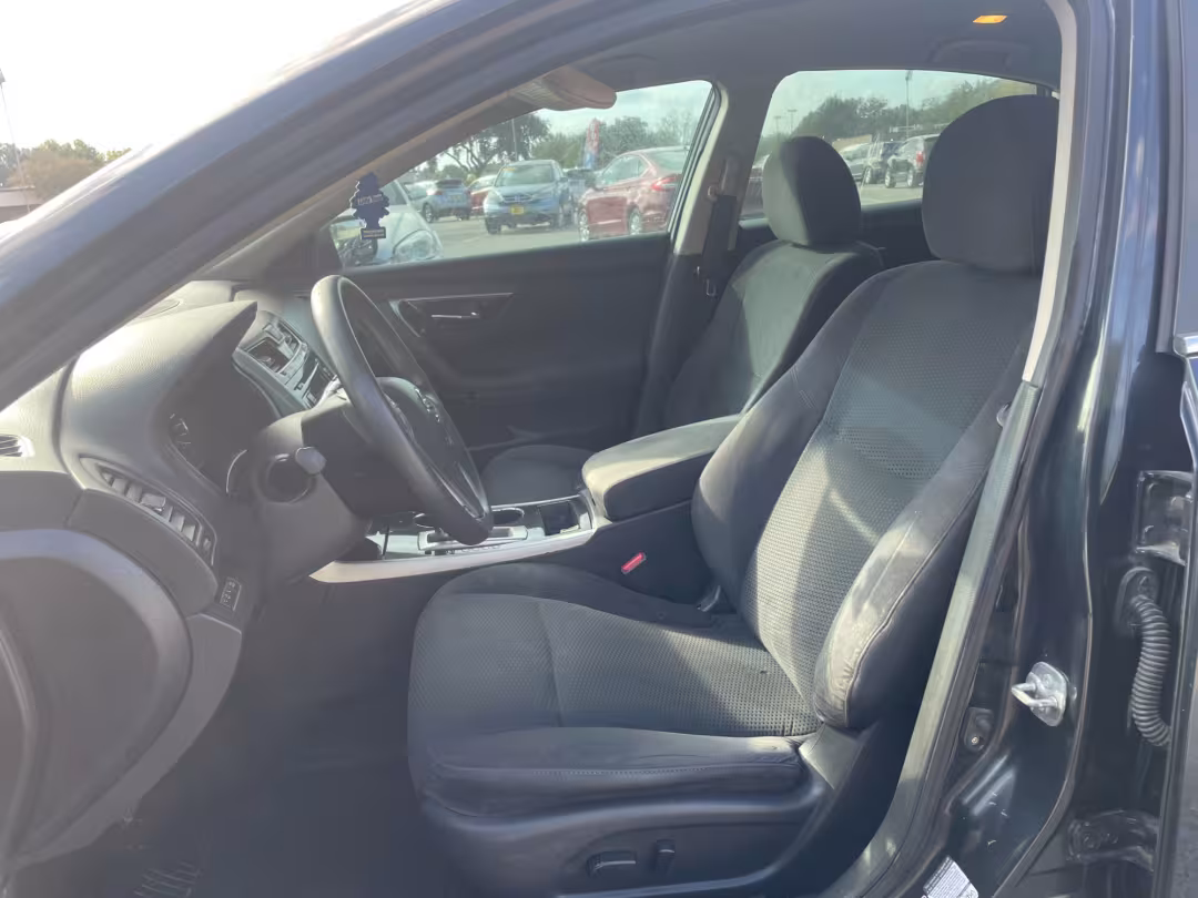 2014 Nissan Altima - 1N4AL3AP1EC163132 - Image #9