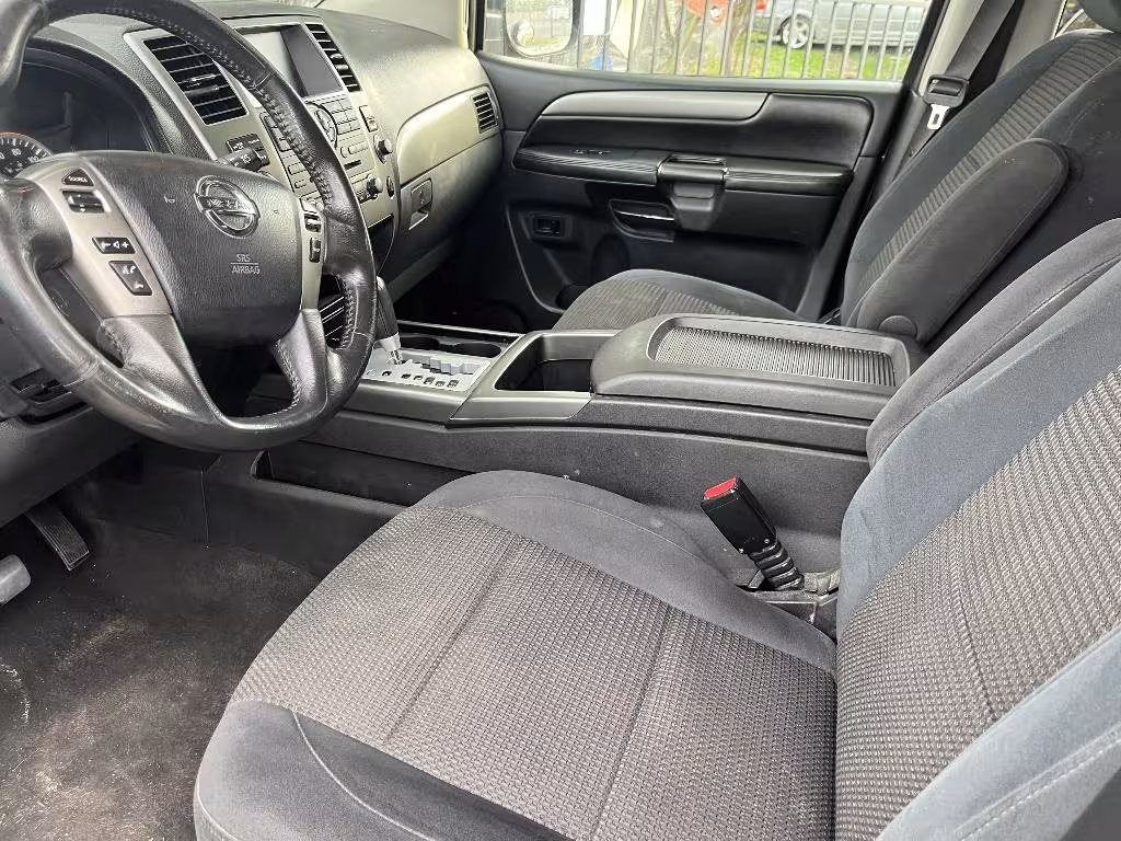 2014 Nissan Armada - 5N1AA0ND5EN608504 - Image #2