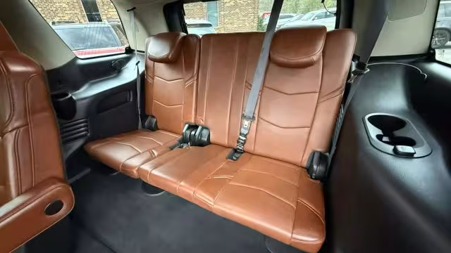 2015 Cadillac Escalade - 1GYS4NKJ1FR569244 - Image #24