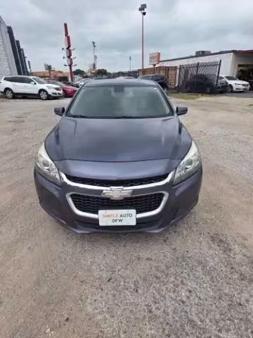 2015 Chevrolet Malibu - 1G11C5SL0FF246125 - Image #4