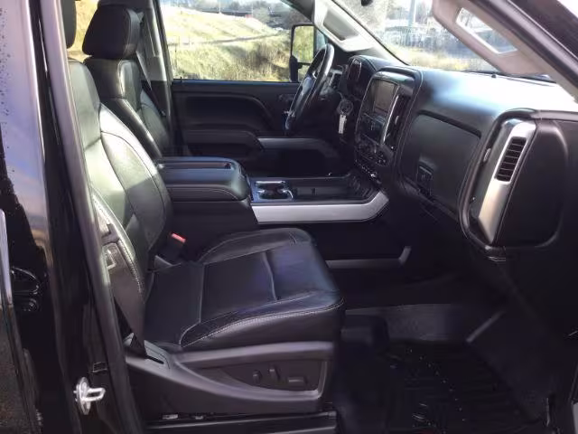 2015 Chevrolet Silverado 2500HD - 1GC1KWE83FF613770 - Image #18