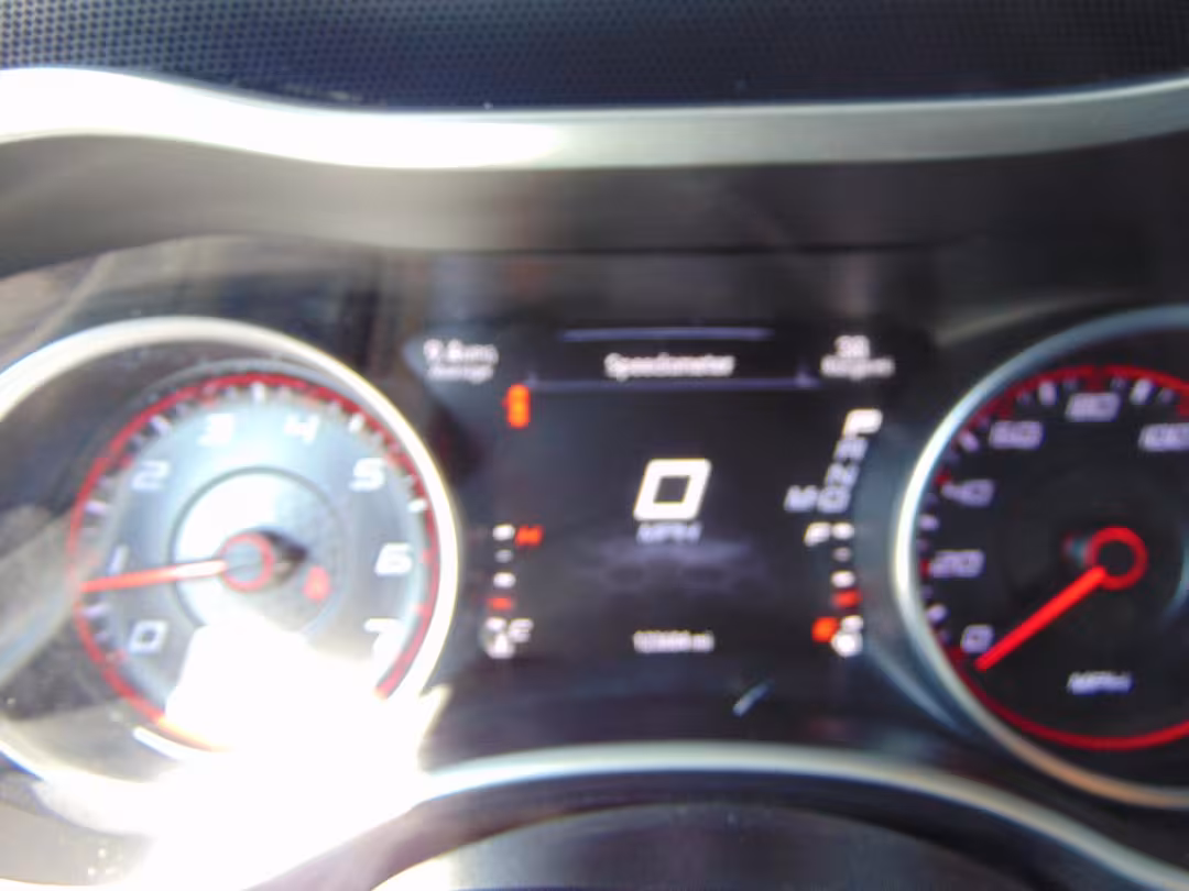 2015 Dodge Charger - 2C3CDXCT7FH915775 - Image #11