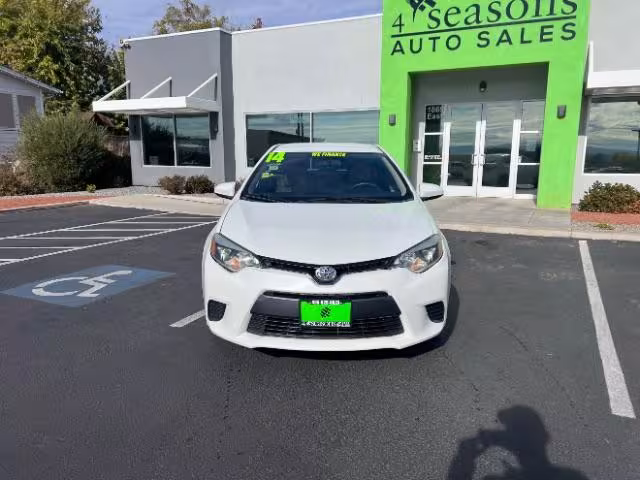 2015 Toyota Corolla - 5YFBPRHE3FP272484 - Image #1