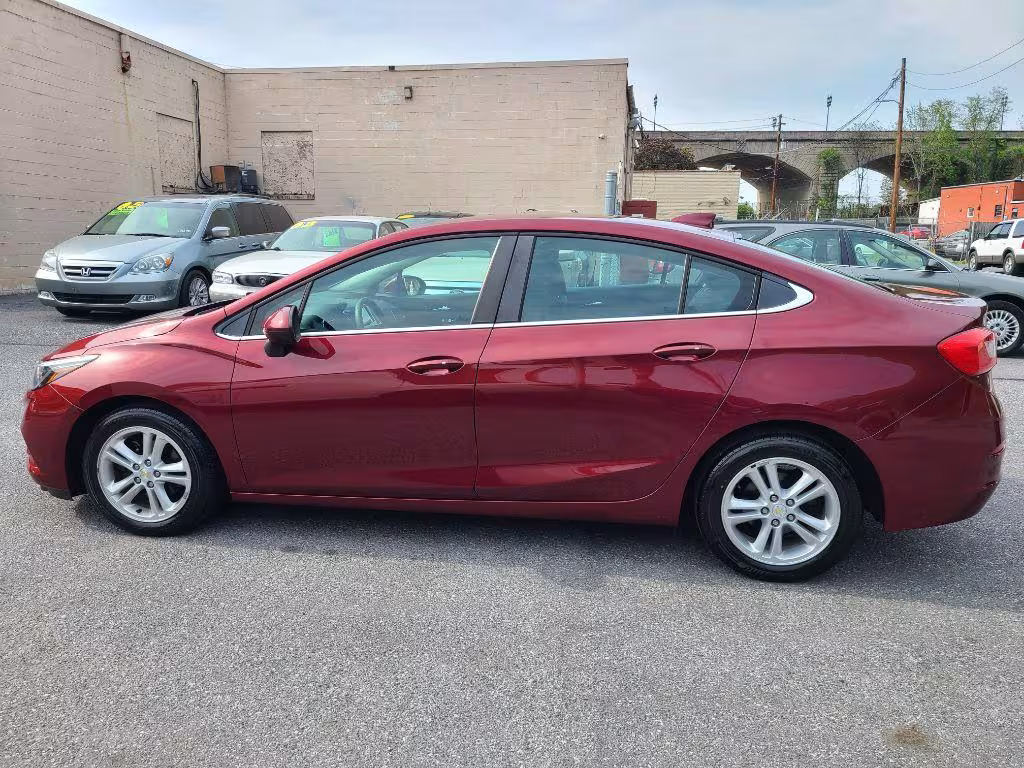 2016 Chevrolet Cruze - 1G1BE5SM0G7311848 - Image #1