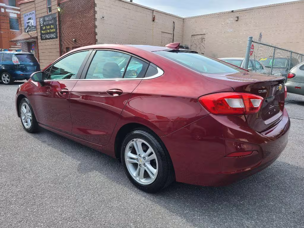 2016 Chevrolet Cruze - 1G1BE5SM0G7311848 - Image #2