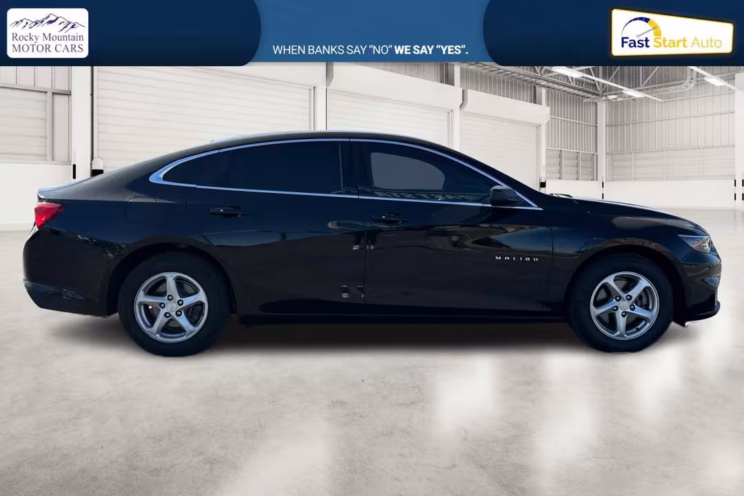 2016 Chevrolet Malibu - 1G1ZB5ST3GF266182 - Image #2