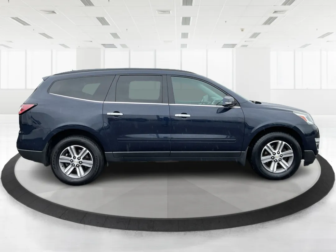 2016 Chevrolet Traverse - 1GNKVHKD1GJ259925 - Image #2