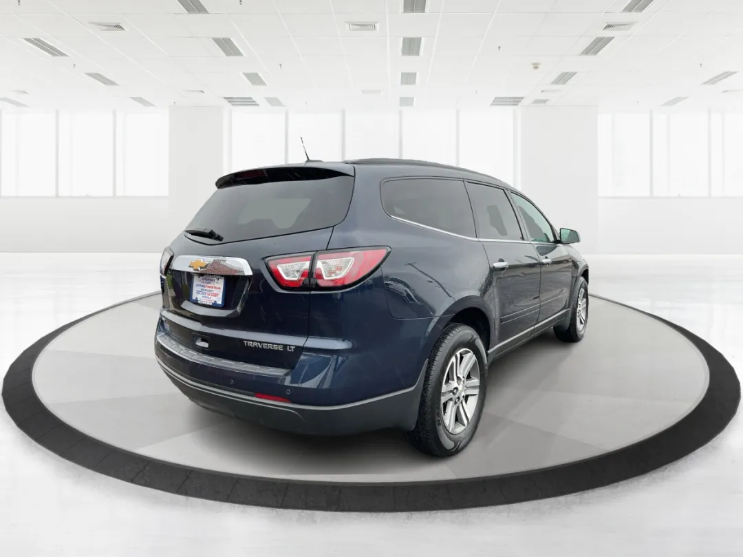 2016 Chevrolet Traverse - 1GNKVHKD1GJ259925 - Image #3