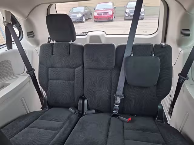 2016 Dodge Grand Caravan - 2C4RDGBG4GR170263 - Image #10
