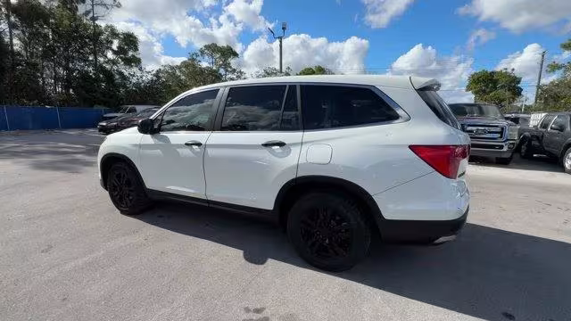 2016 Honda Pilot - 5FNYF5H57GB037041 - Image #2