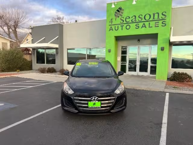 2016 Hyundai Elantra GT - KMHD35LH3GU304820 - Image #1