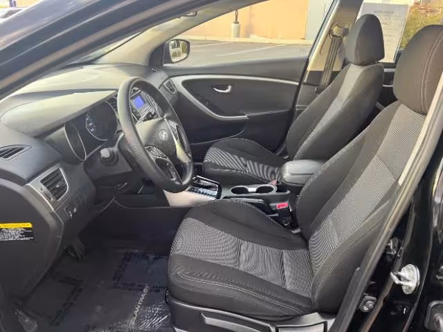 2016 Hyundai Elantra GT - KMHD35LH3GU304820 - Image #14