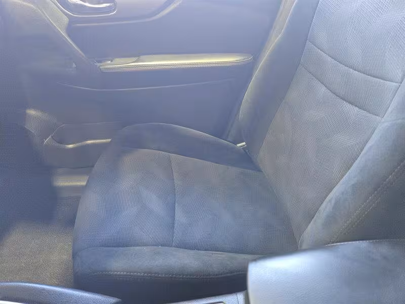 2016 Nissan Rogue - 5N1AT2MV2GC815110 - Image #9