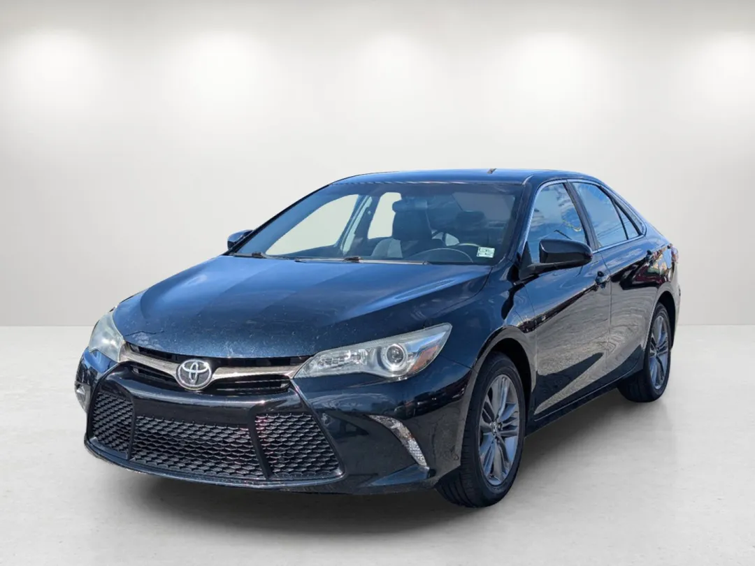 2016 Toyota Camry - 4T1BF1FK7GU557489 - Image #1