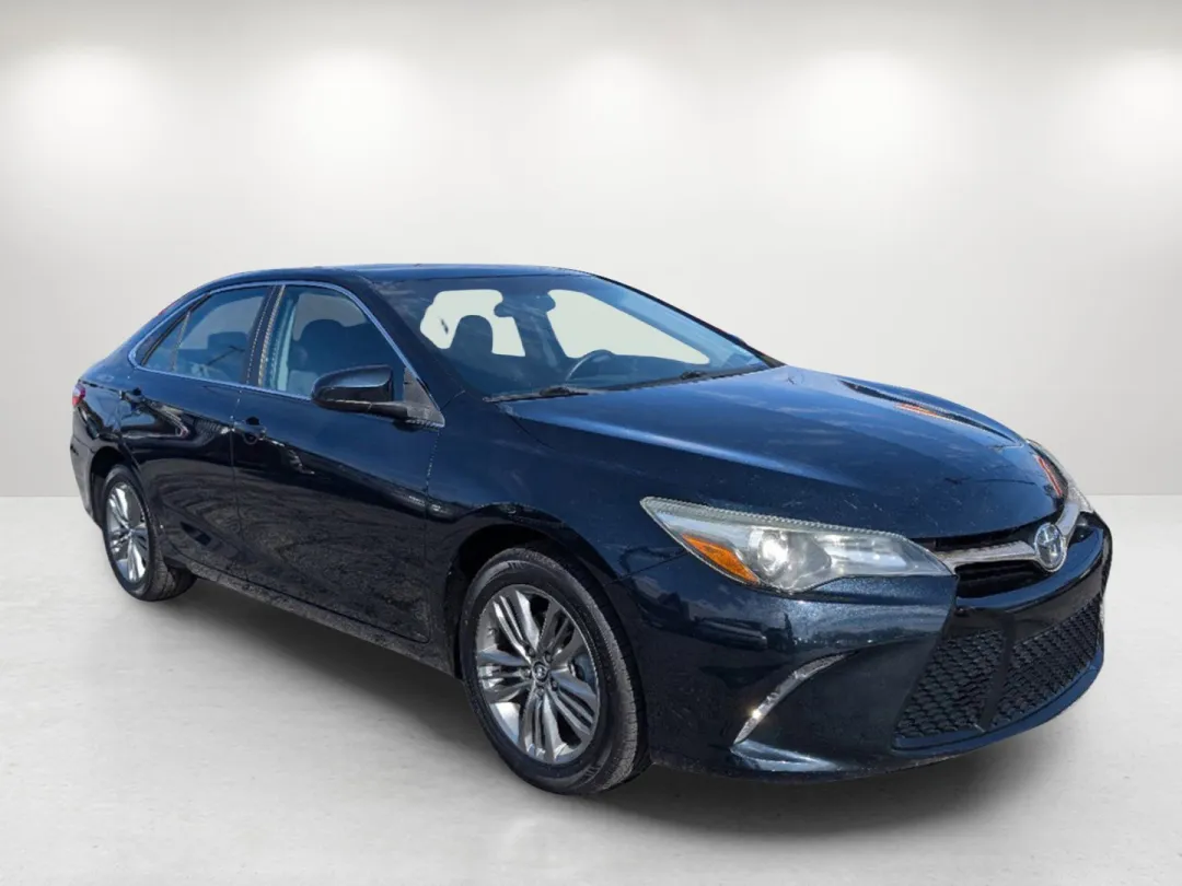 2016 Toyota Camry - 4T1BF1FK7GU557489 - Image #3