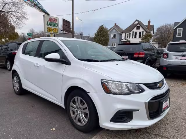 2017 Chevrolet Sonic - 1G1JG6SH2H4169598 - Image #4