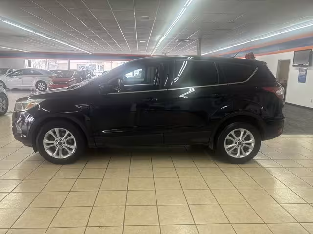 2017 Ford Escape - 1FMCU0GD1HUD27386 - Image #3