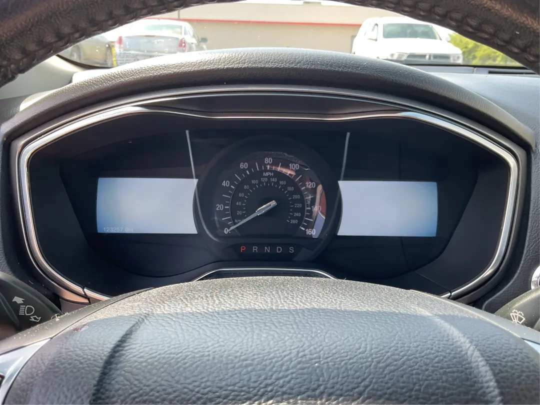 2017 Ford Fusion - 3FA6P0HDXHR308680 - Image #15