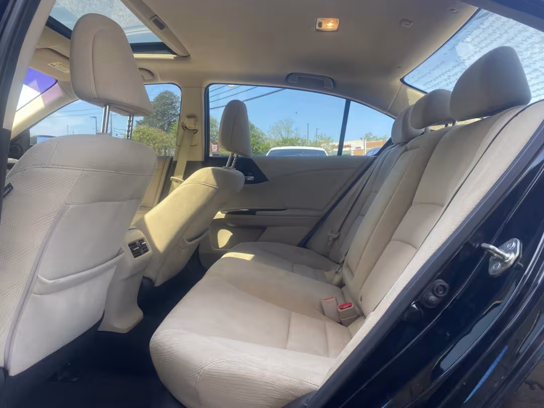 2017 Honda Accord - 1HGCR2F71HA080886 - Image #13