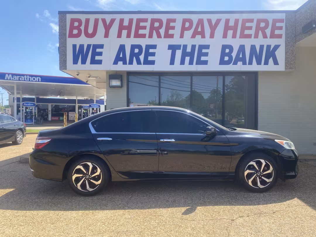 2017 Honda Accord - 1HGCR2F71HA080886 - Image #6