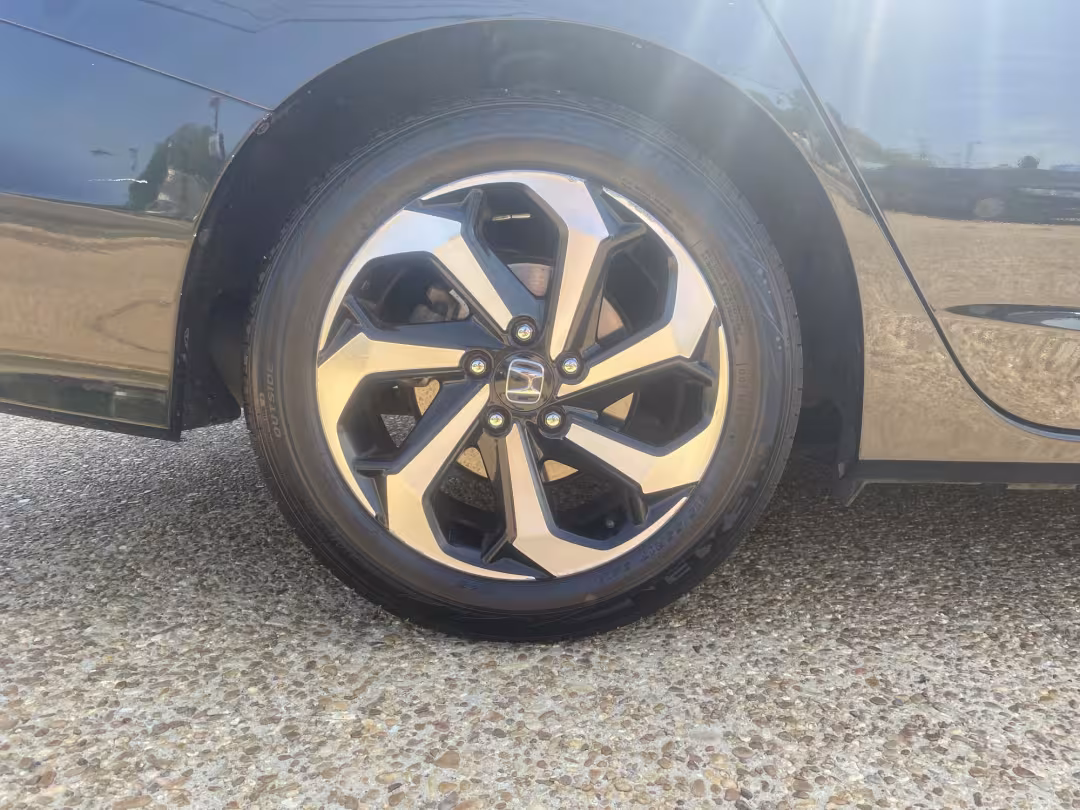2017 Honda Accord - 1HGCR2F71HA080886 - Image #7