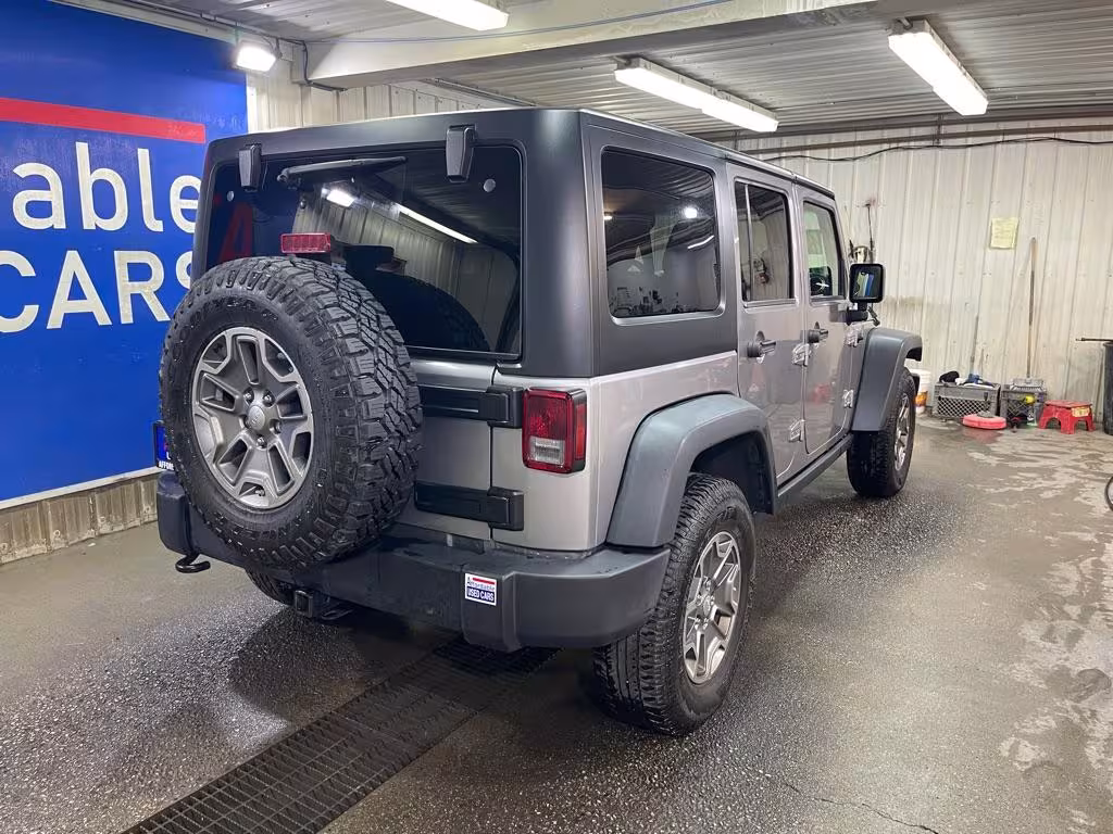 2017 Jeep Wrangler - 1C4BJWFG5HL714780 - Image #3