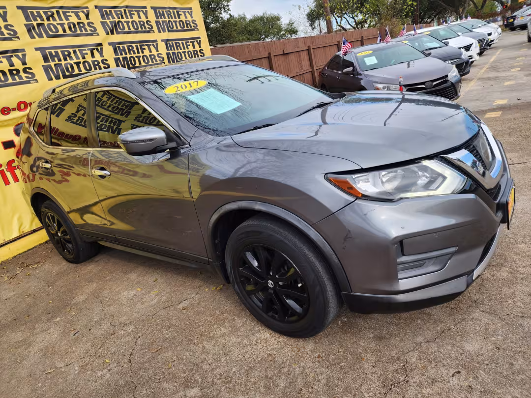 2017 Nissan Rogue - JN8AT2MV3HW273704 - Image #2