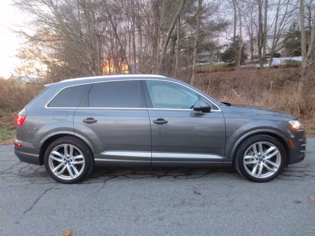 2018 Audi Q7 - WA1VAAF73JD049193 - Image #12