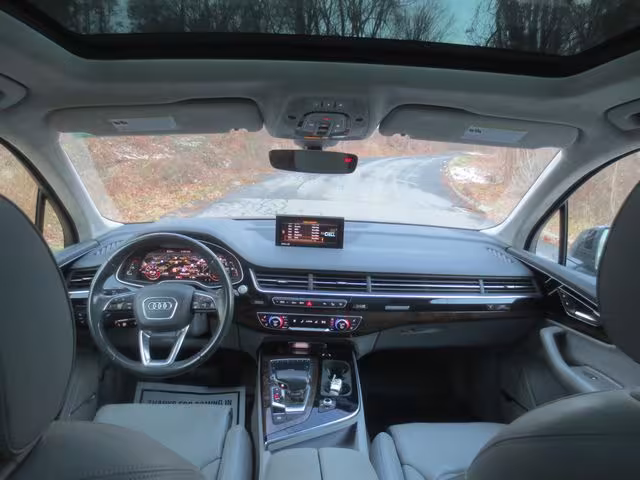 2018 Audi Q7 - WA1VAAF73JD049193 - Image #7