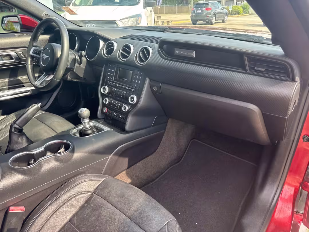 2018 Ford Mustang - 1FA6P8TH9J5172074 - Image #17