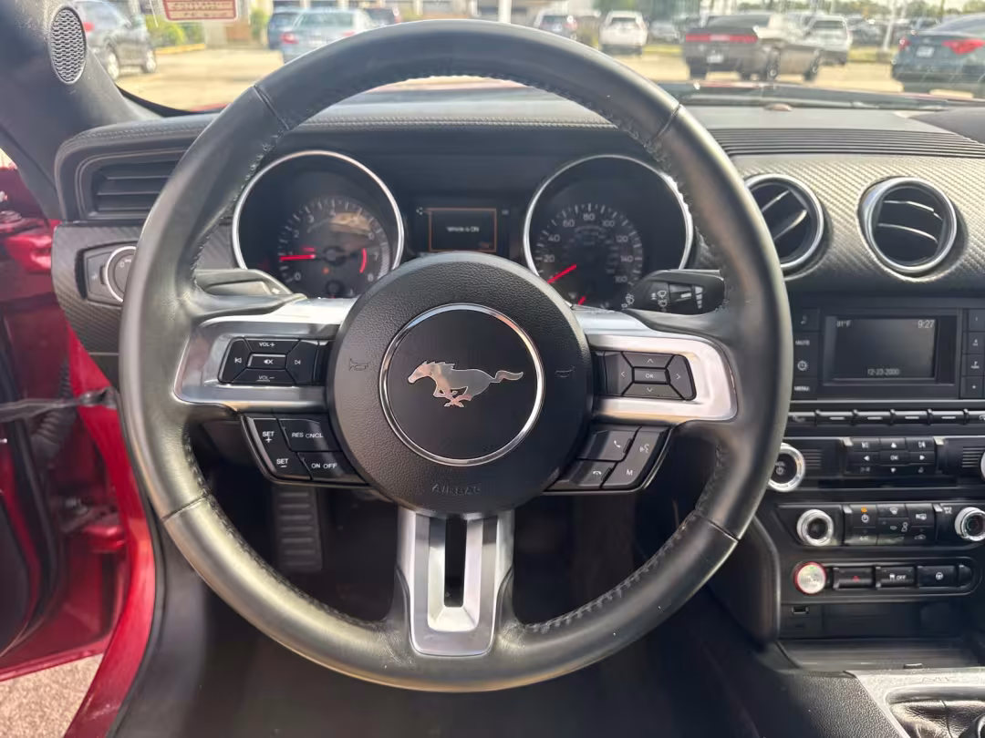 2018 Ford Mustang - 1FA6P8TH9J5172074 - Image #28