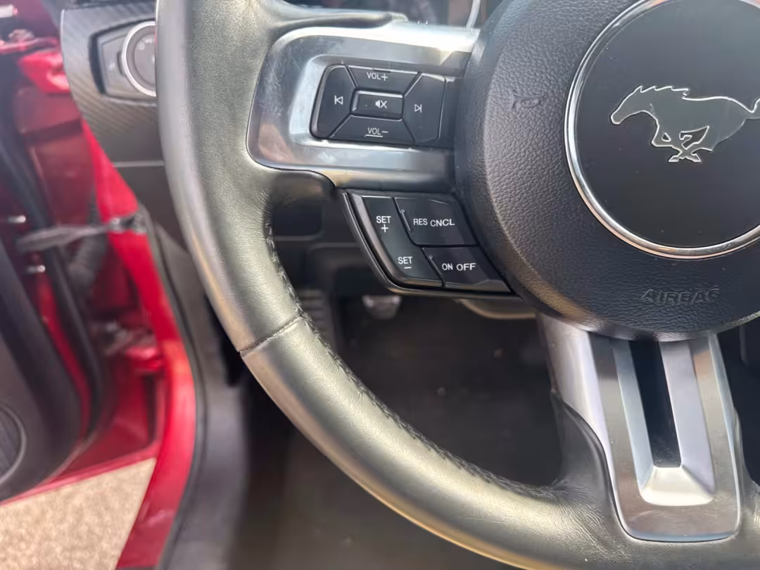 2018 Ford Mustang - 1FA6P8TH9J5172074 - Image #29