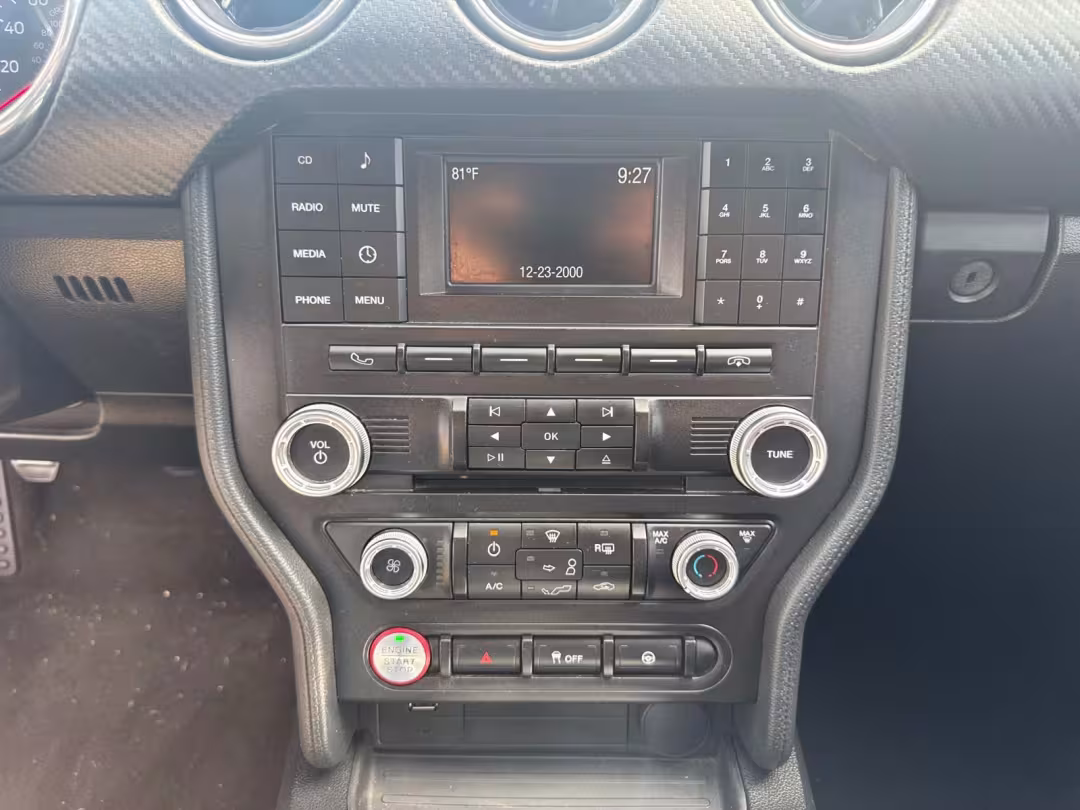 2018 Ford Mustang - 1FA6P8TH9J5172074 - Image #31