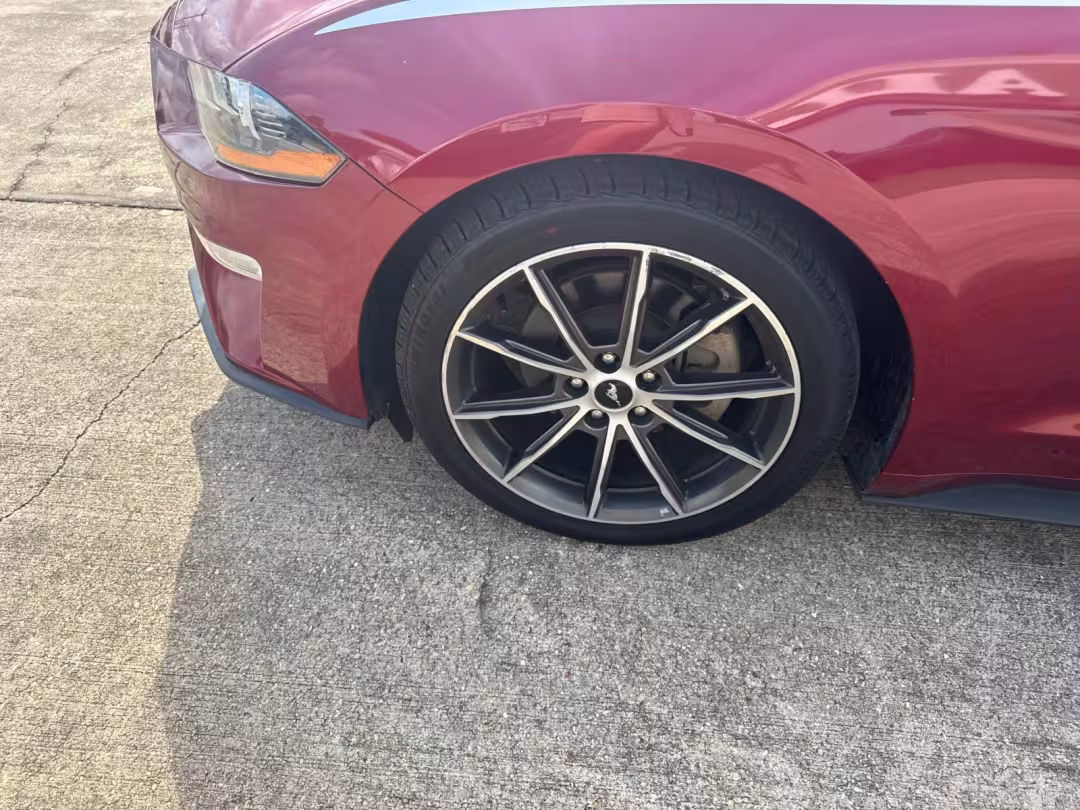 2018 Ford Mustang - 1FA6P8TH9J5172074 - Image #7