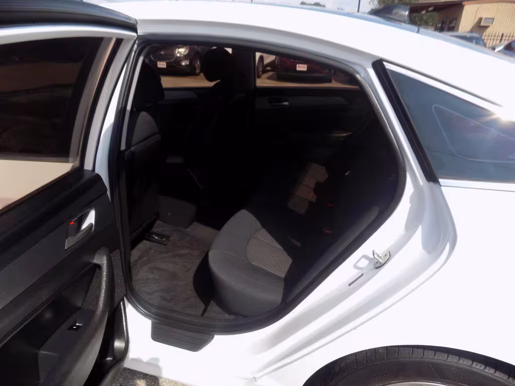 2018 Hyundai Sonata - 5NPE34AF2JH628556 - Image #13